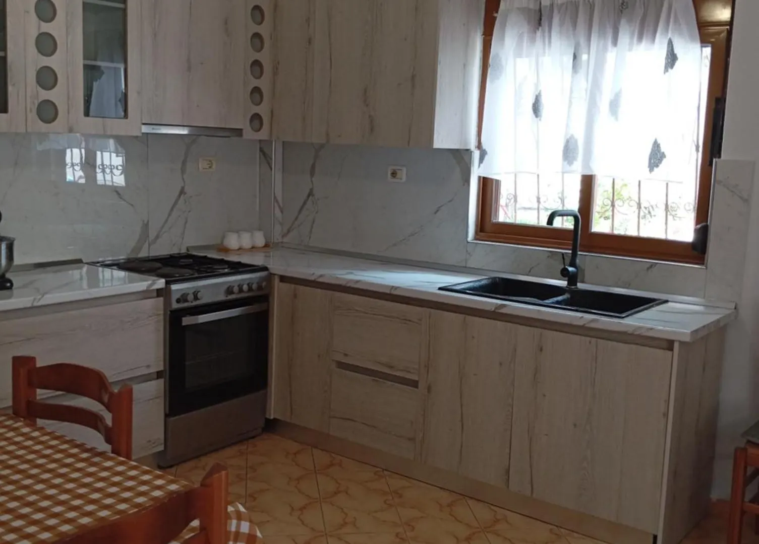 Vila Ares Vlorë 0*,  Albanien